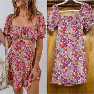 🎉 3 items for $20! Floral Puff Sleeve Open Back Colorful Dress